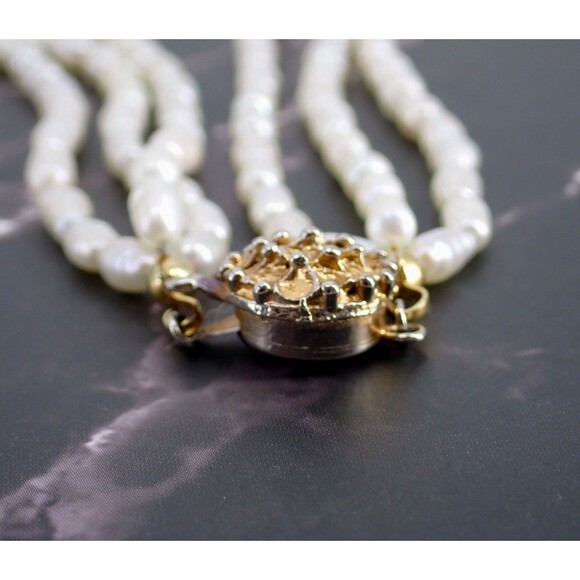 Genuine Fresh Water Rice White Pearls 3 Strand Necklace Box Clasp Vintage 24" - Picture 7 of 15